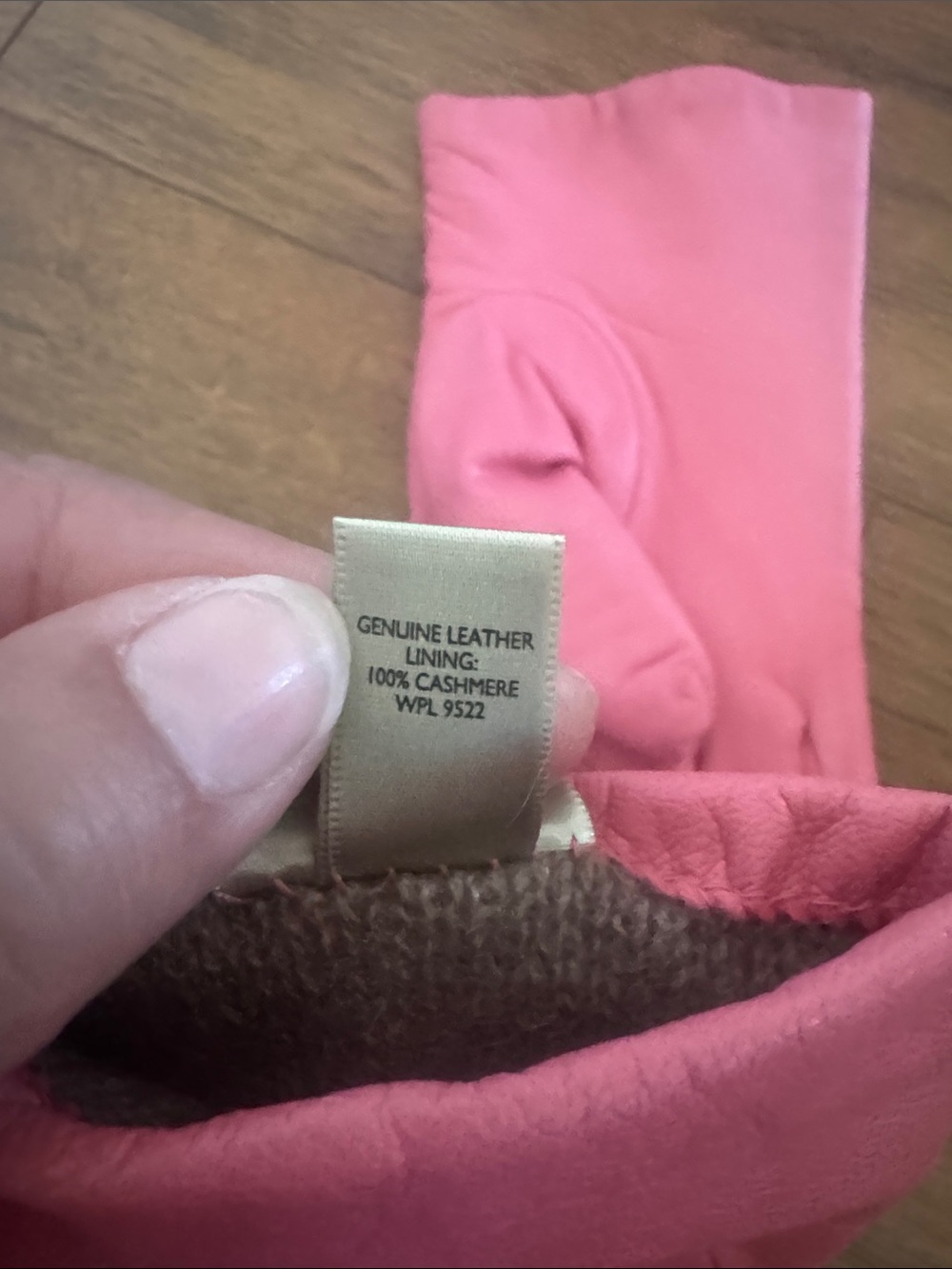 Fownes Women's Leather Gloves - Pink sise lg- lined - Picture 4 of 5